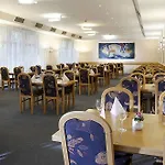 Comfort מלון 4*